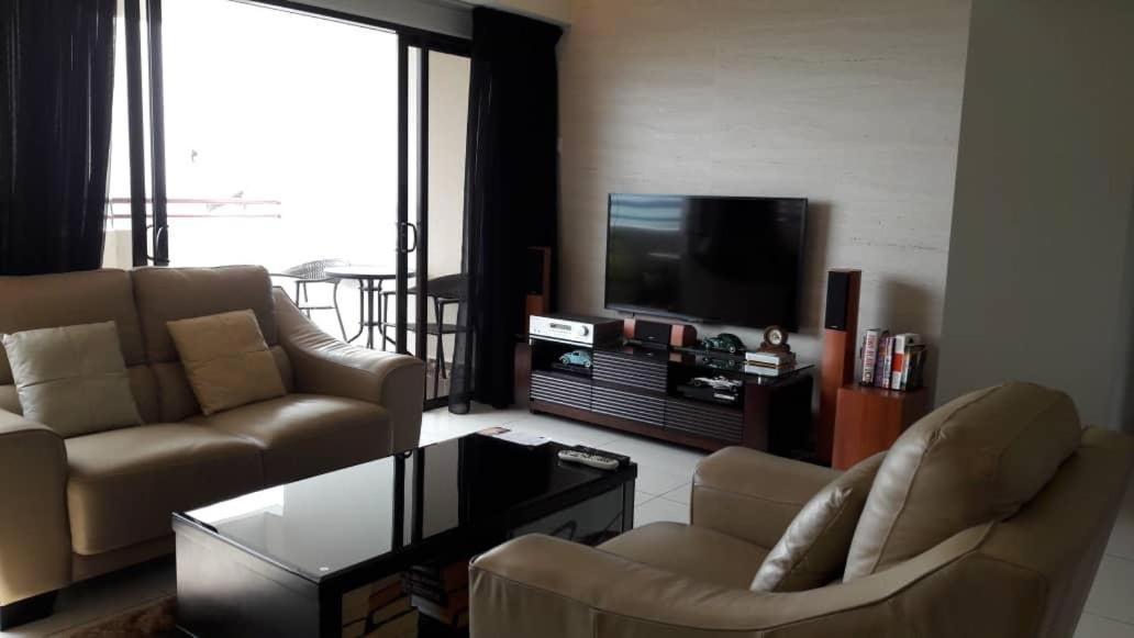 באטו פרינג'י Susie'S Resort Seaview Suites At Sri Sayang מראה חיצוני תמונה
